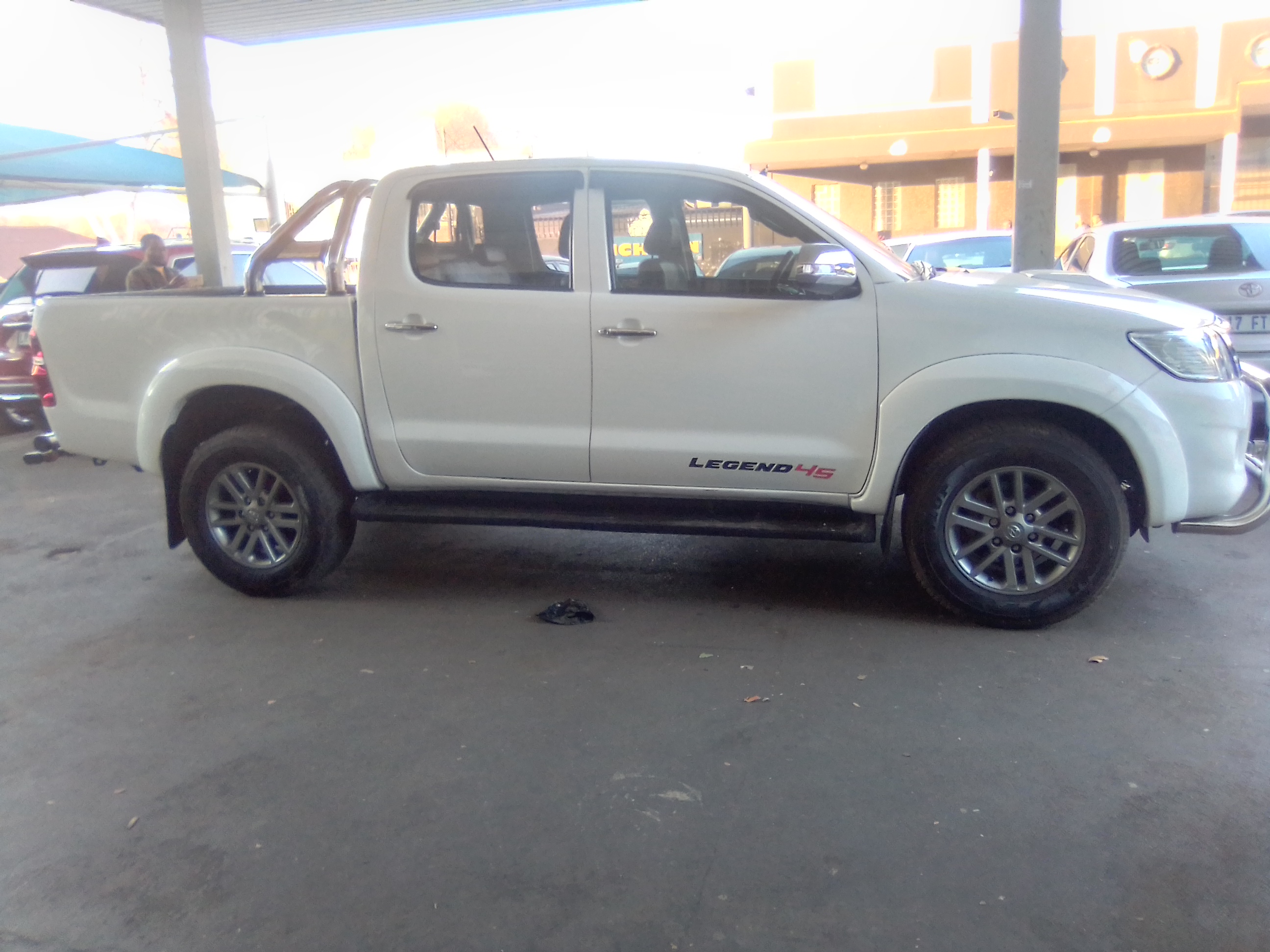 Toyota Hilux 2.5 D-4D R/B SRX Pick up XTRA Cab 2015